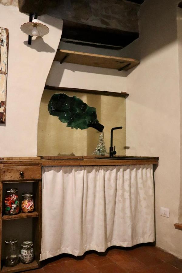La Casa Del Teatro Apartment Campiglia d'Orcia ภายนอก รูปภาพ